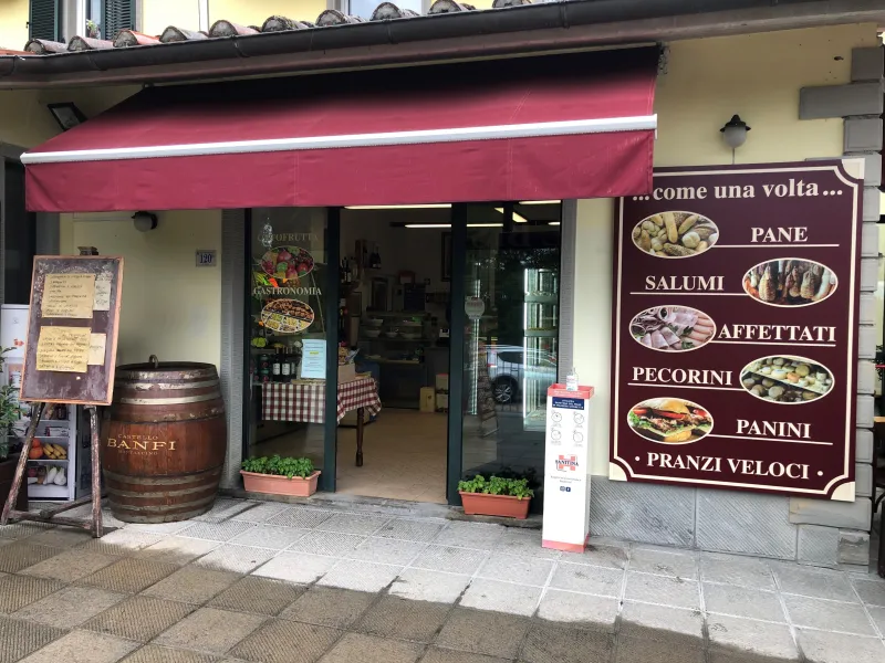 Gastronomia Ortortofrutta Caprese restaurant in Caprese Michelangelo