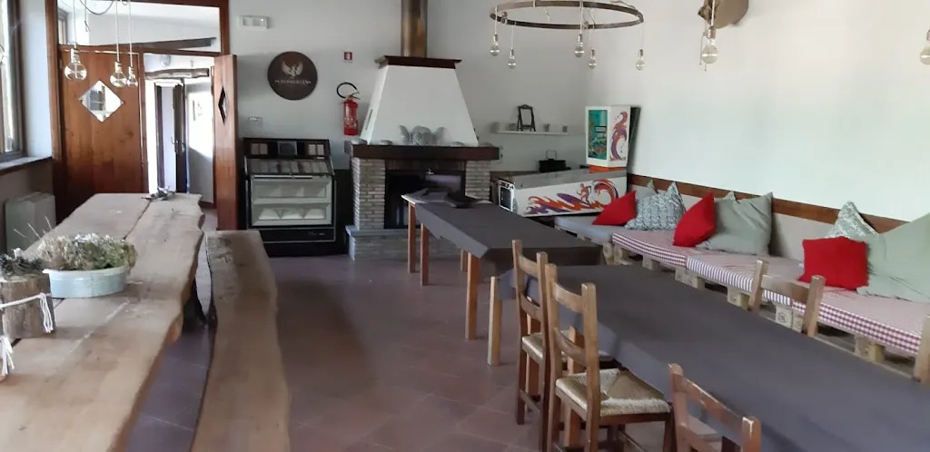 I Cattivoni della Mariuccia_Caprese Michelangelo_slider_image_1