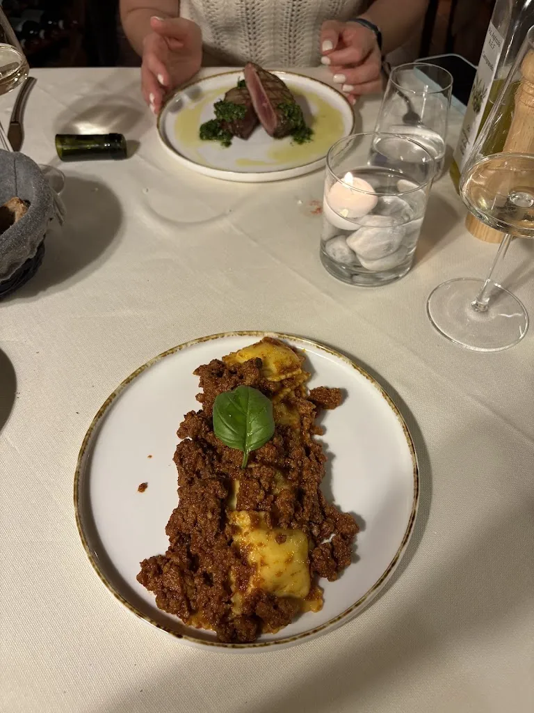Chris F_Enoteca Ristorante Antica Torre_Carmignano_review