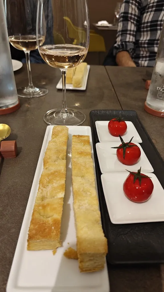 Monica Ricci_Primo bistrot_Carmignano_review