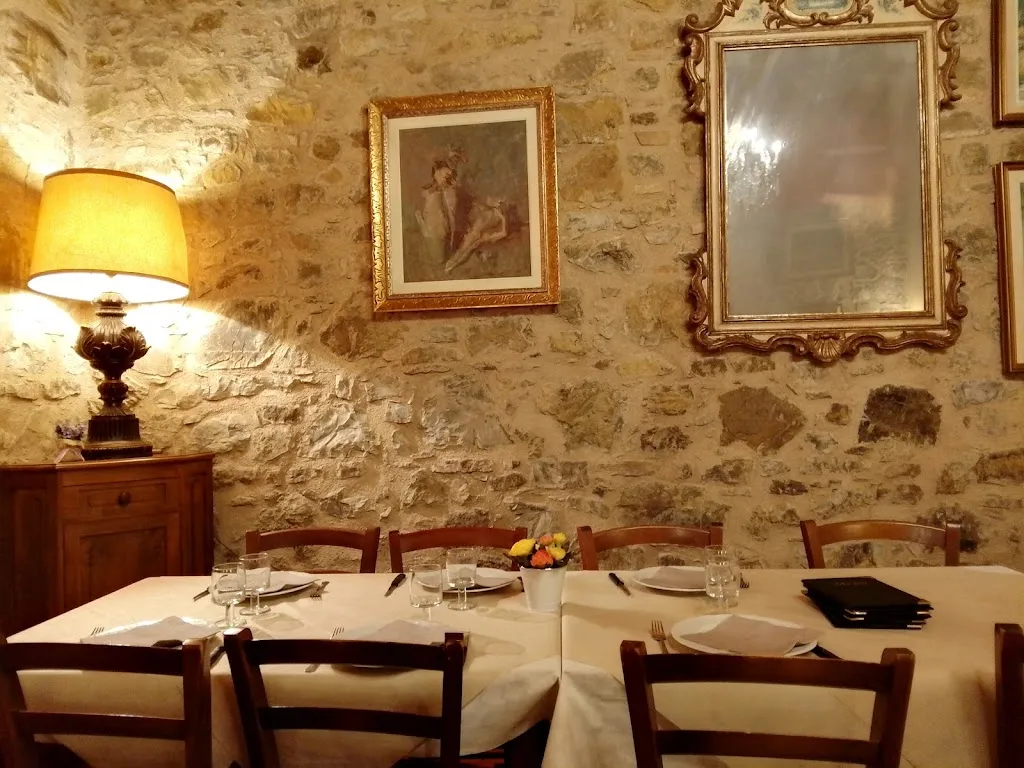 Ristorante @ Agriturismo Casa Belvedere_Carmignano_slider_image_1