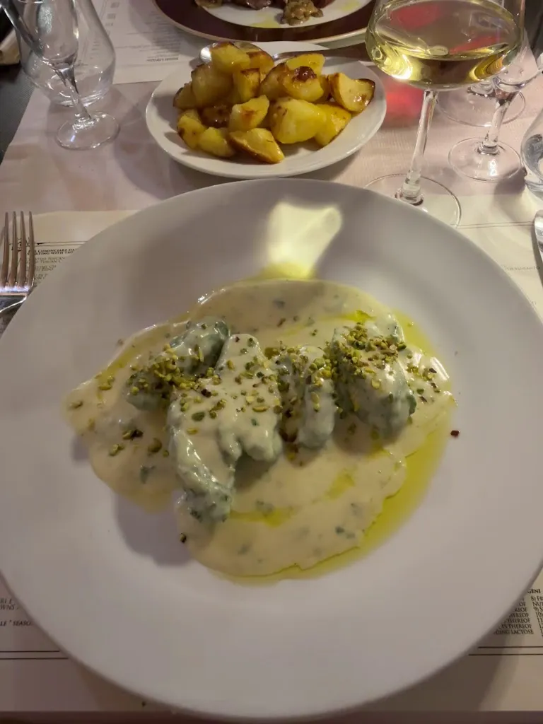 Ristorante le Farnete_Carmignano_slider_image_2