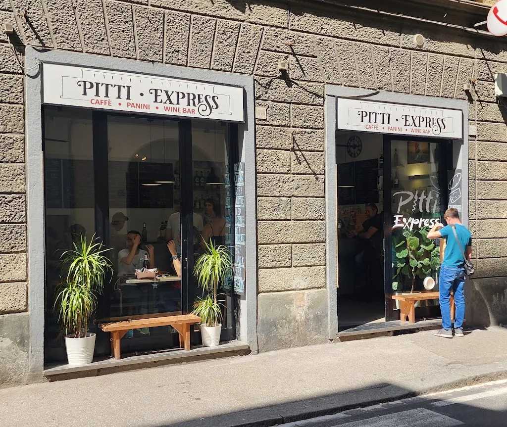 Pitti Express_Carraia_slider_image_1