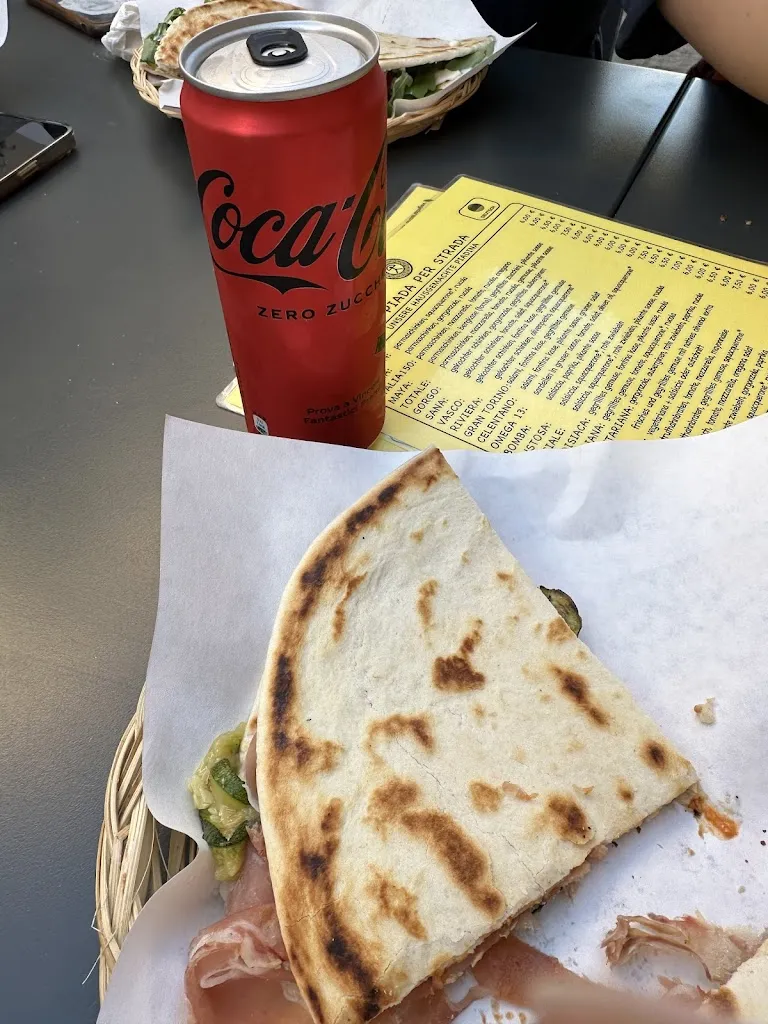 Ethan Vincent_La Piada Per Strada_Capoliveri_review