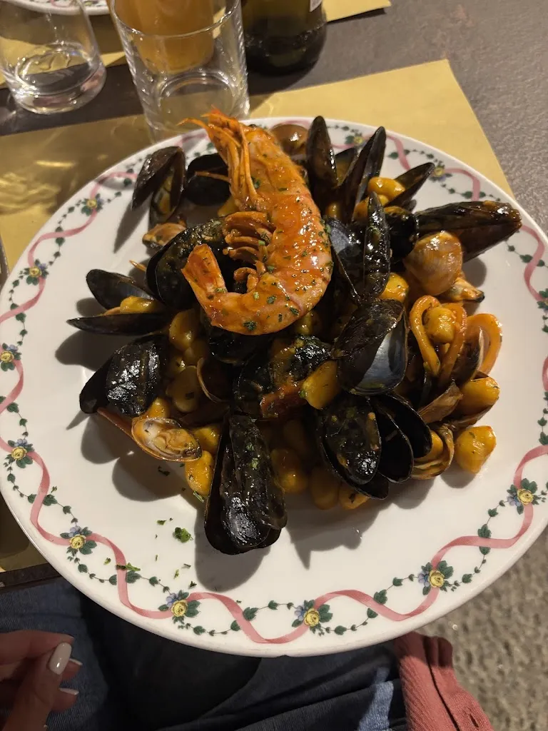 911 Mirella_Capoliveri_slider_image_3