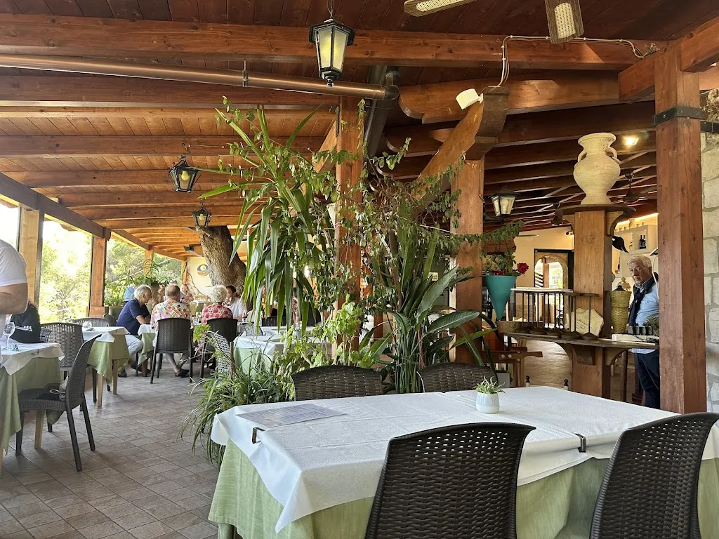 Monte Barone da "Sor Pascal" restaurant in Mattinata