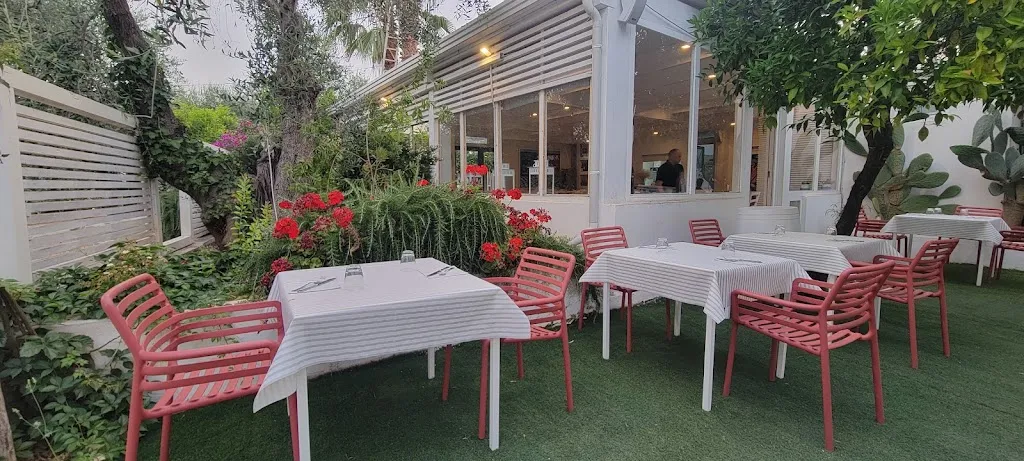 Ristorante Masseria Liberatore_Mattinata_slider_image_1