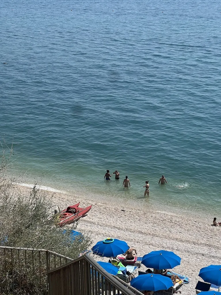 Diego Cuartas_Lido Cala Rosa_Mattinata_review