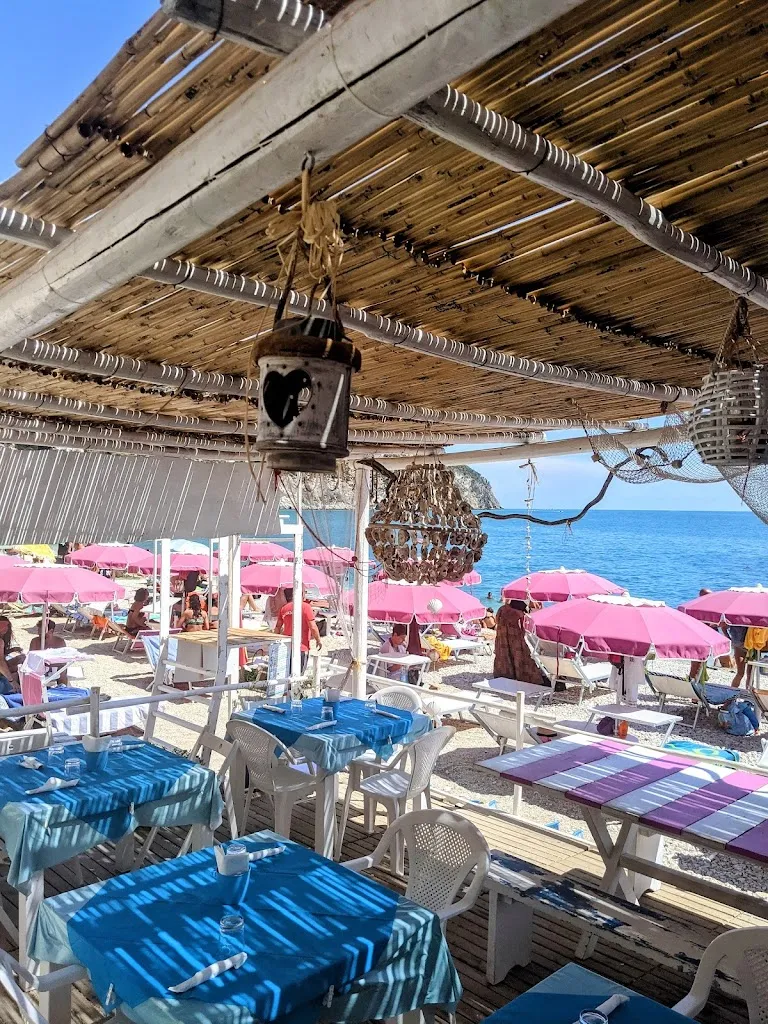 Ineta K._Lido Cala Rosa_Mattinata_review