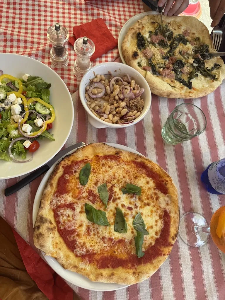 Jensine Mittet_Binomio La Pizzeria_Capoliveri_review