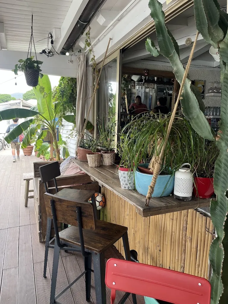 Mom Food Drink & Soul_Capoliveri_slider_image_3