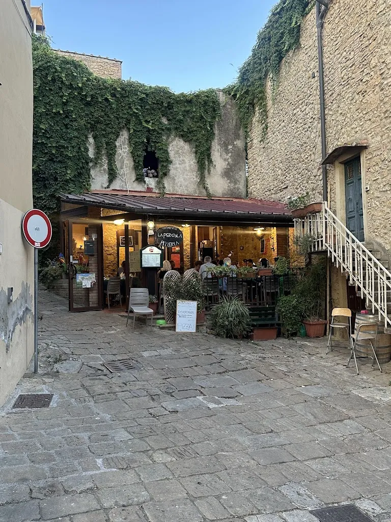 Martin Ladera Franco_La Pergola_Casale Marittimo_review