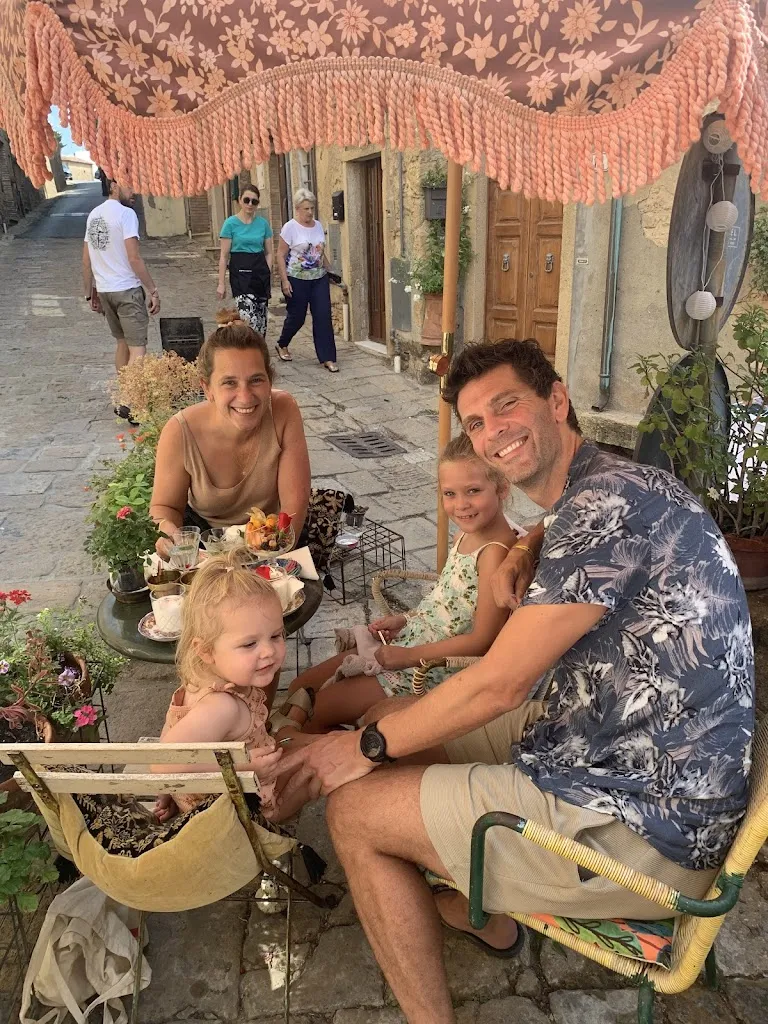 rick van hemert_MADAMA caféshop_Casale Marittimo_review