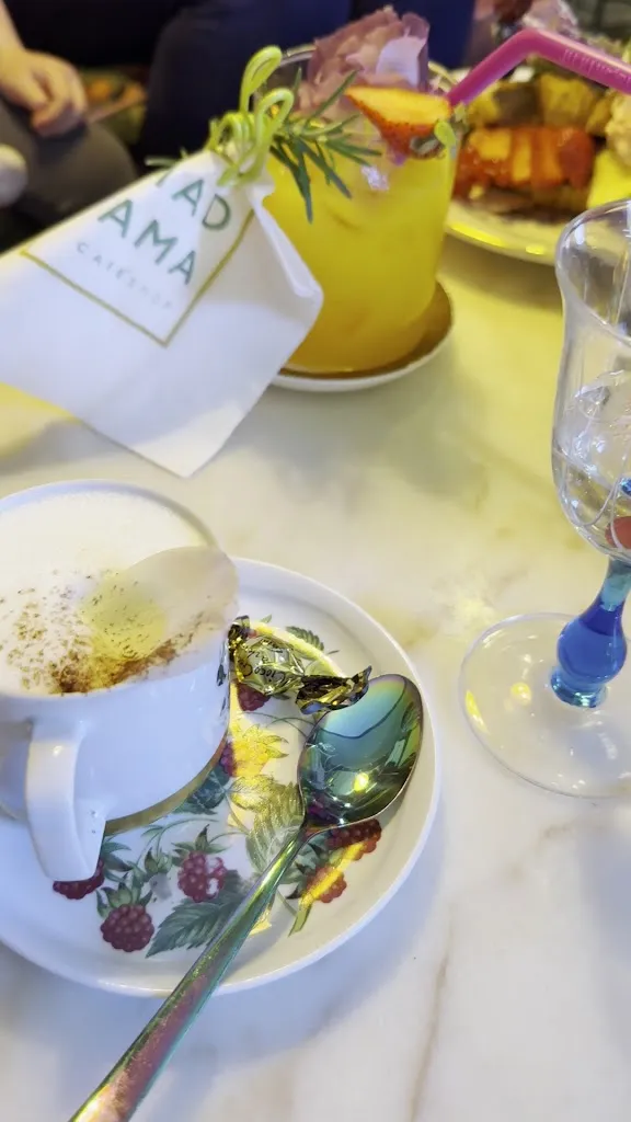 MADAMA caféshop_Casale Marittimo_slider_image_2