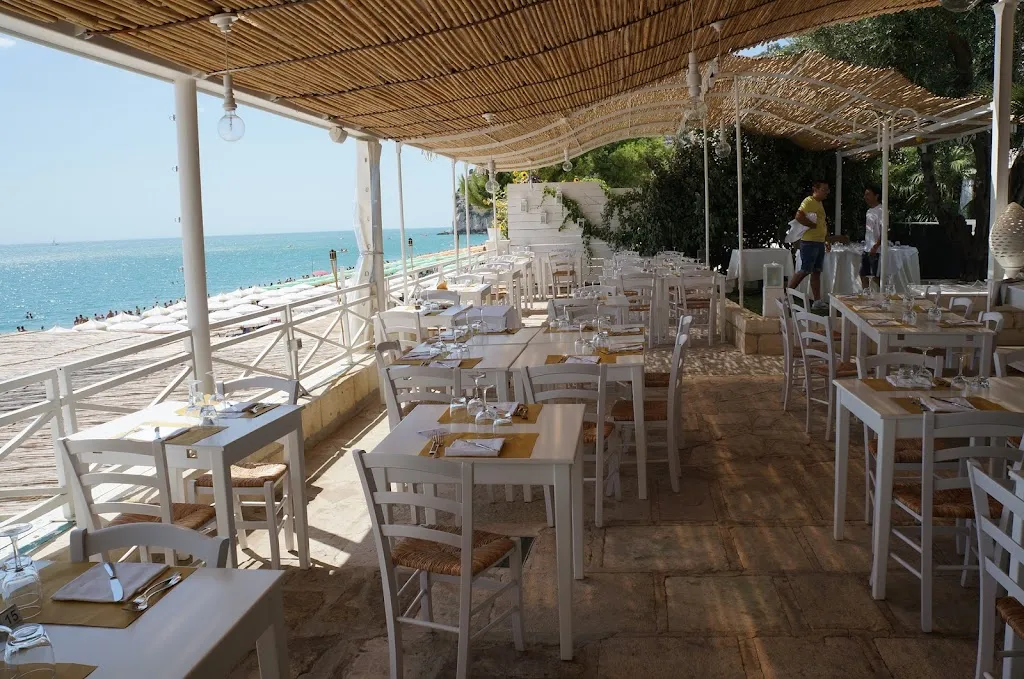 Giardino di Monsignore restaurant in Mattinata