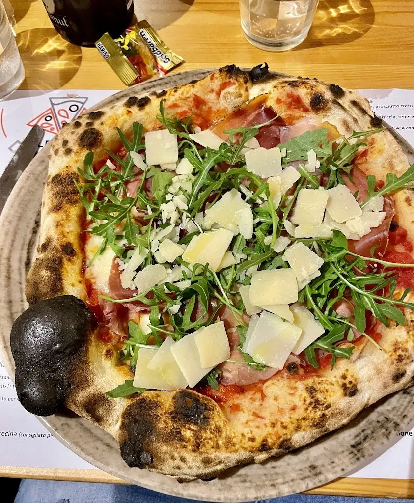 le pizze di Meggio_Cascine-La Croce_slider_image_3