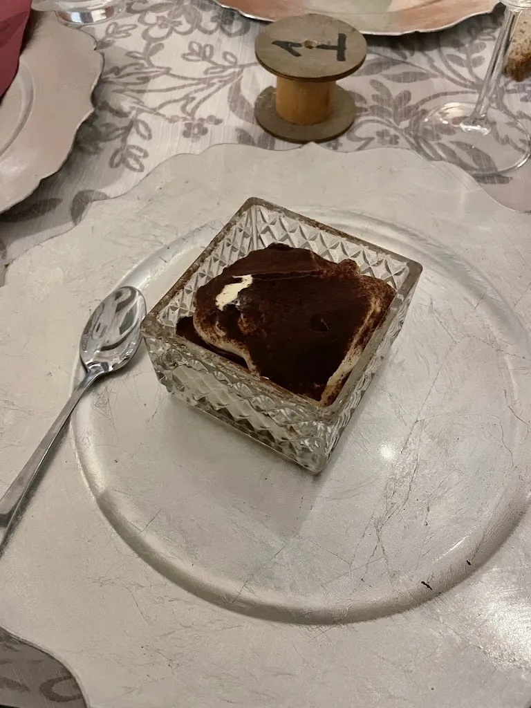 Roberta Gualtierotti_Al Gustavino_Carrara_review