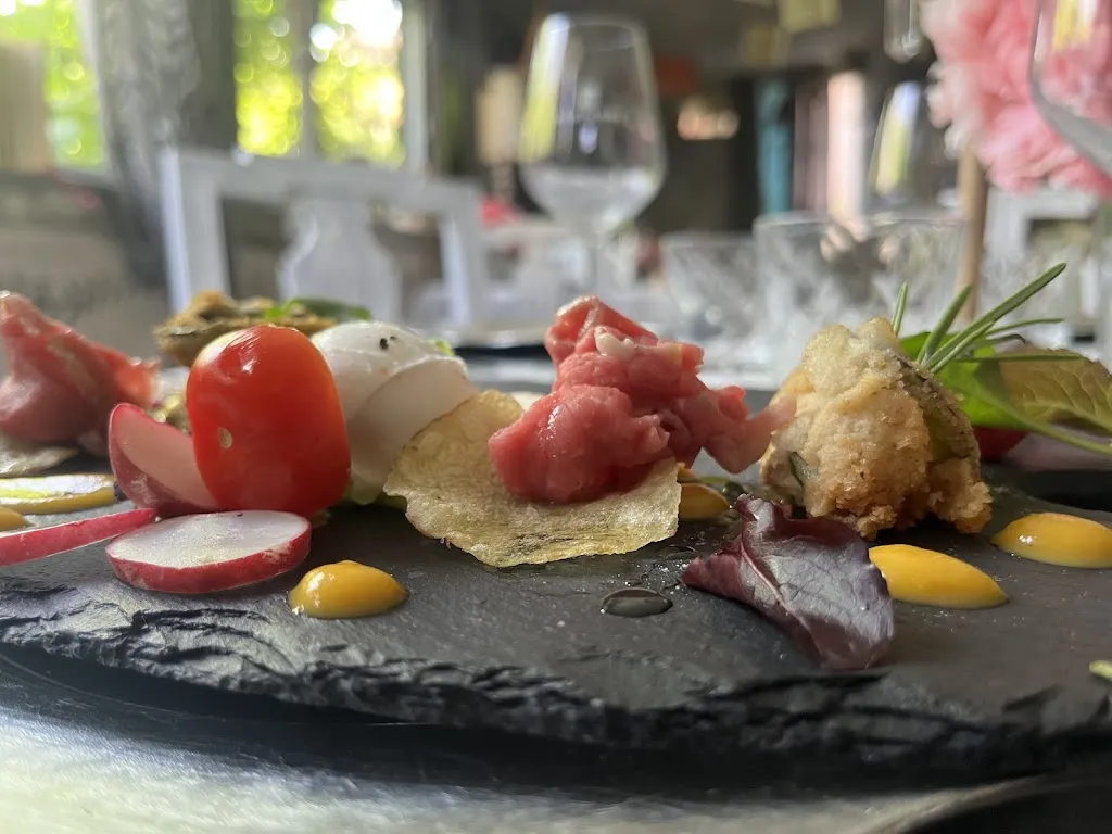 Al Gustavino_Carrara_slider_image_3