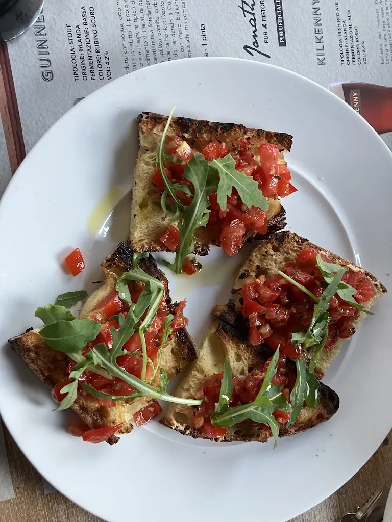 Jari U. B._Jonathan's Pub & Ristorante_Mattinata_review