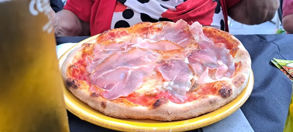 Arco Antico restaurant in Castel San Niccolò