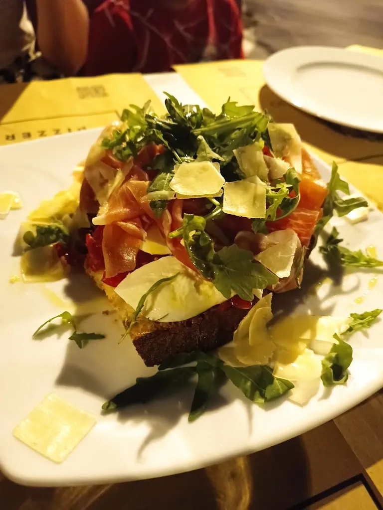 Can Soysal_Il Capriccio Dietro L’angolo_Mattinata_recensione