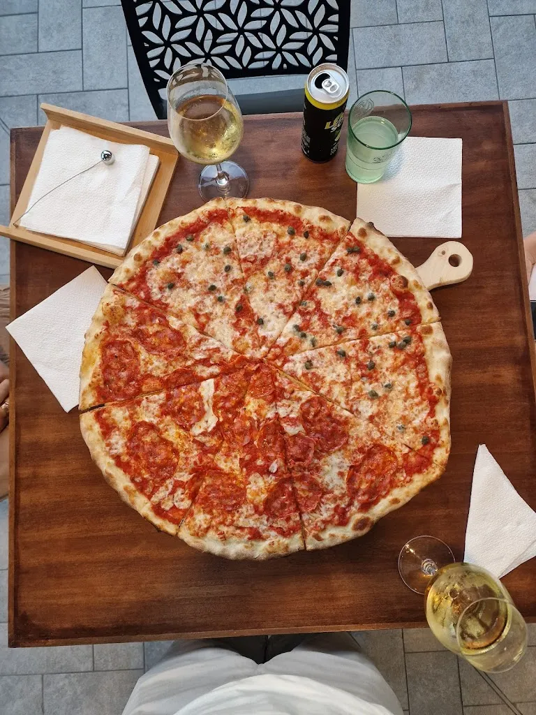 Pizzeria Bar New California_Castelfranco di Sopra_slider_image_3