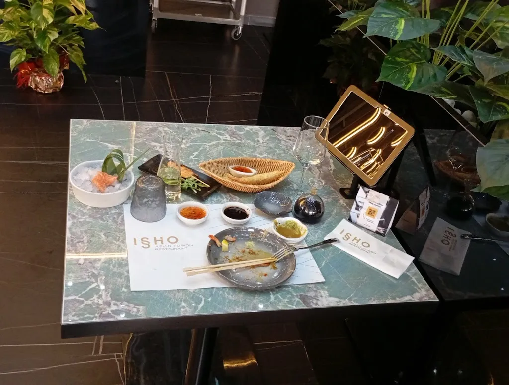 John kevin alvarez_Issho Asian Fusion Castelfiorentino_Castelfiorentino_review