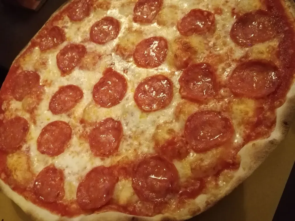 Queen Pizza_Castelfranco di Sotto_slider_image_2