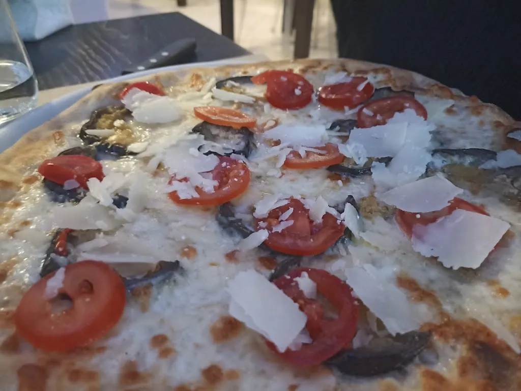 Pizzeria Piccola Perla_Castelfranco di Sotto_slider_image_2