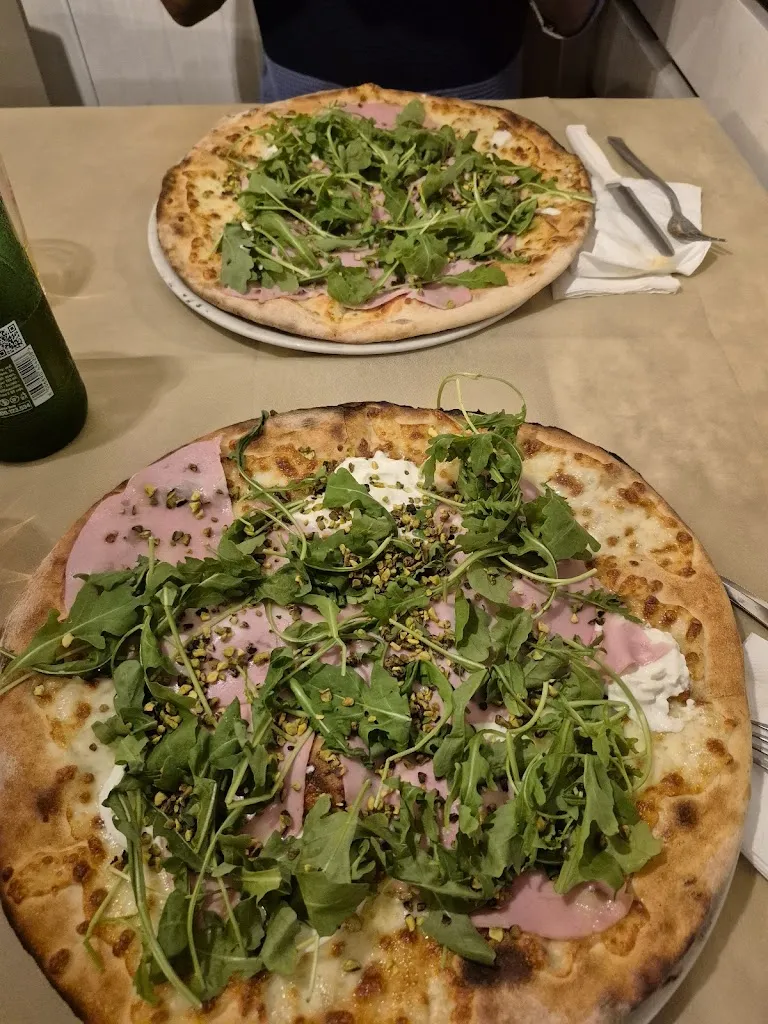 Il vicolo_Mattinata_slider_image_3