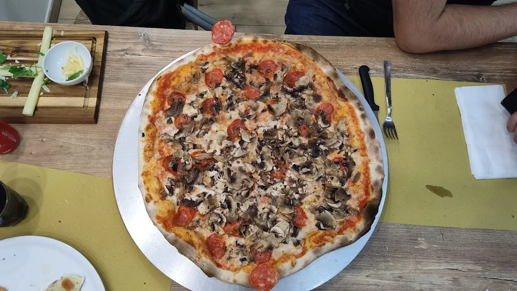 Pizzeria Le Ali della Pizza_Castelfranco di Sotto_slider_image_2