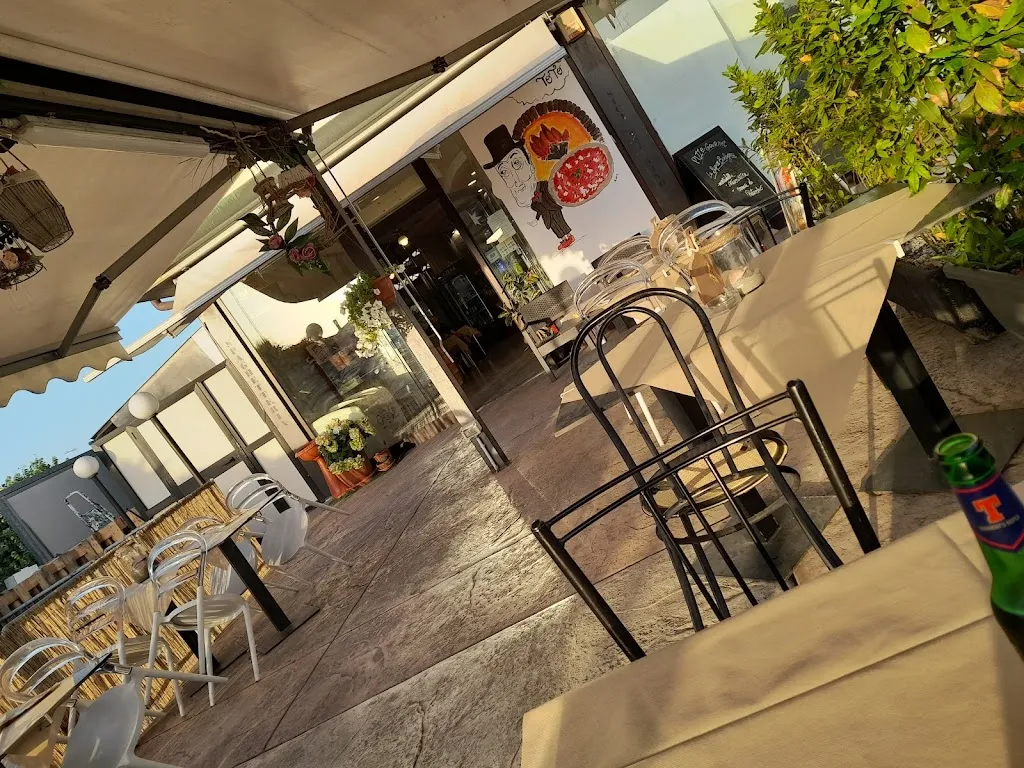 Monnalisa Pub restaurant in Castelfranco di Sotto