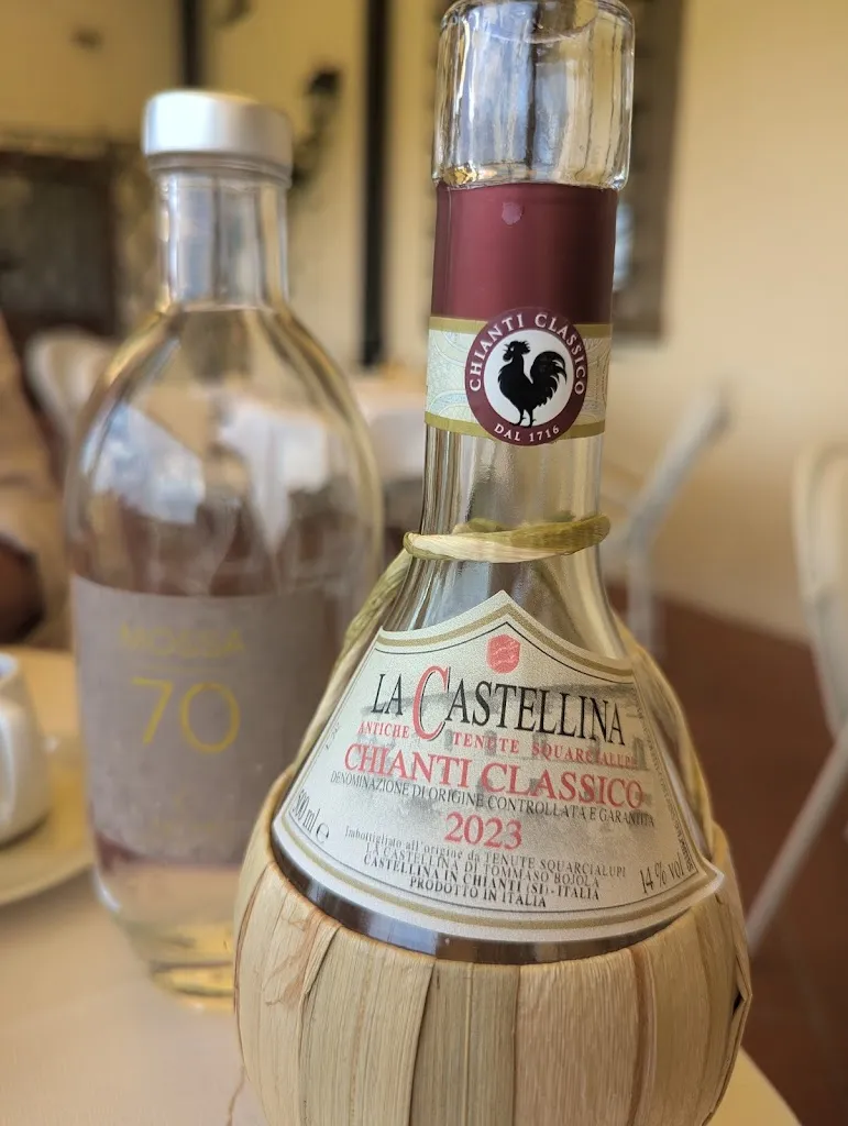 Freya Hrastelj_Taverna Squarcialupi_Castellina in Chianti_review