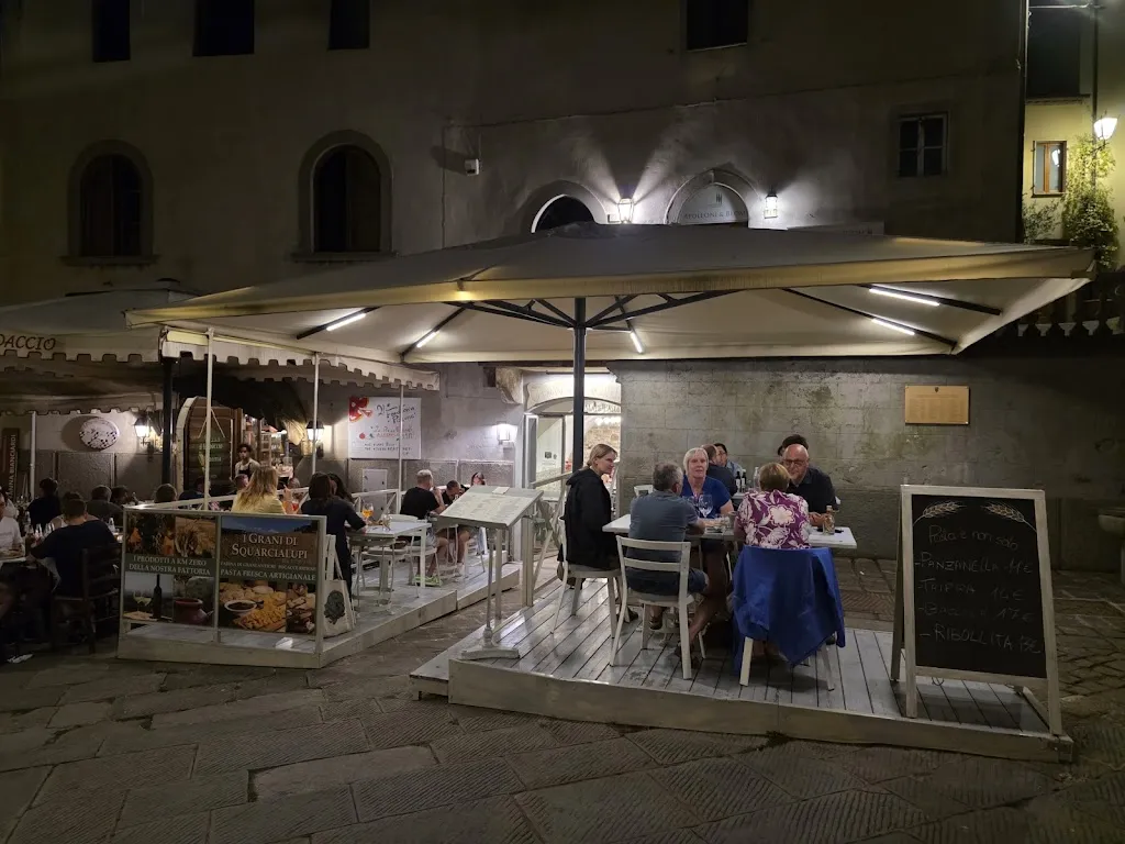 I Grani di Squarcialupi restaurant in Castellina in Chianti