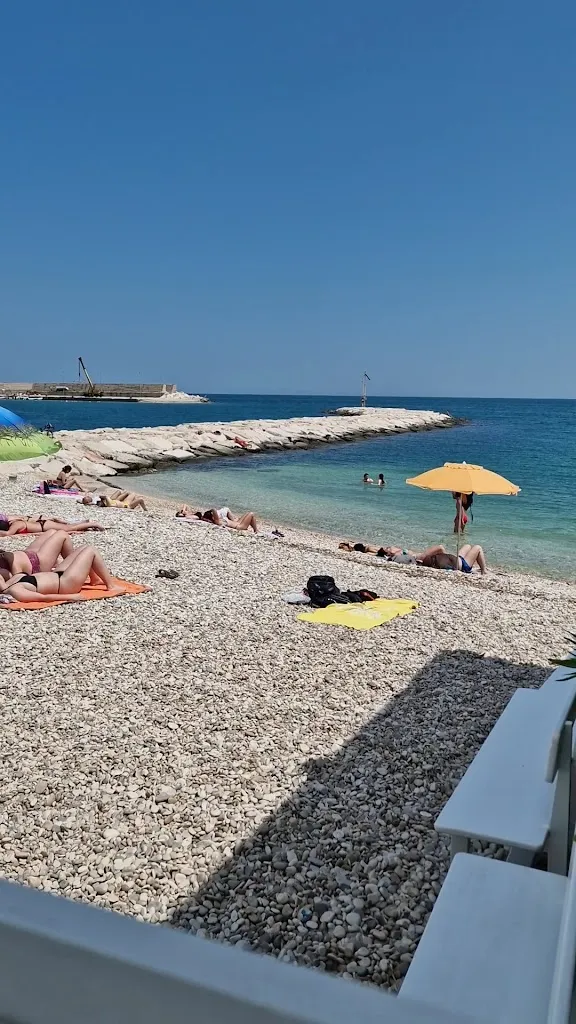 Caratino Bar Ristorante Trattoria_Mattinata_slider_image_2