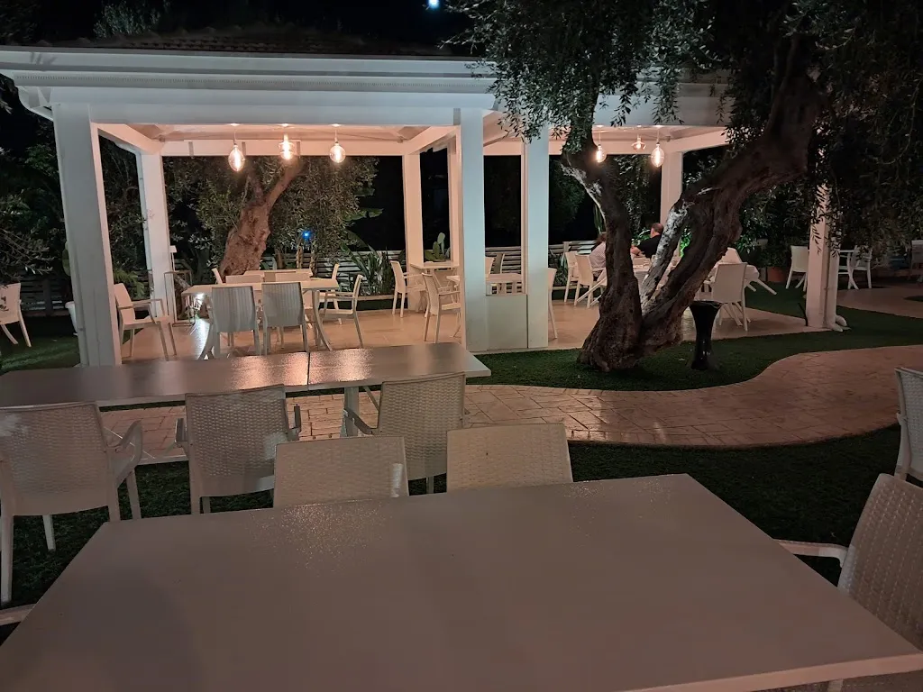 Trattoria Pizzeria Serafino_Mattinata_slider_image_3