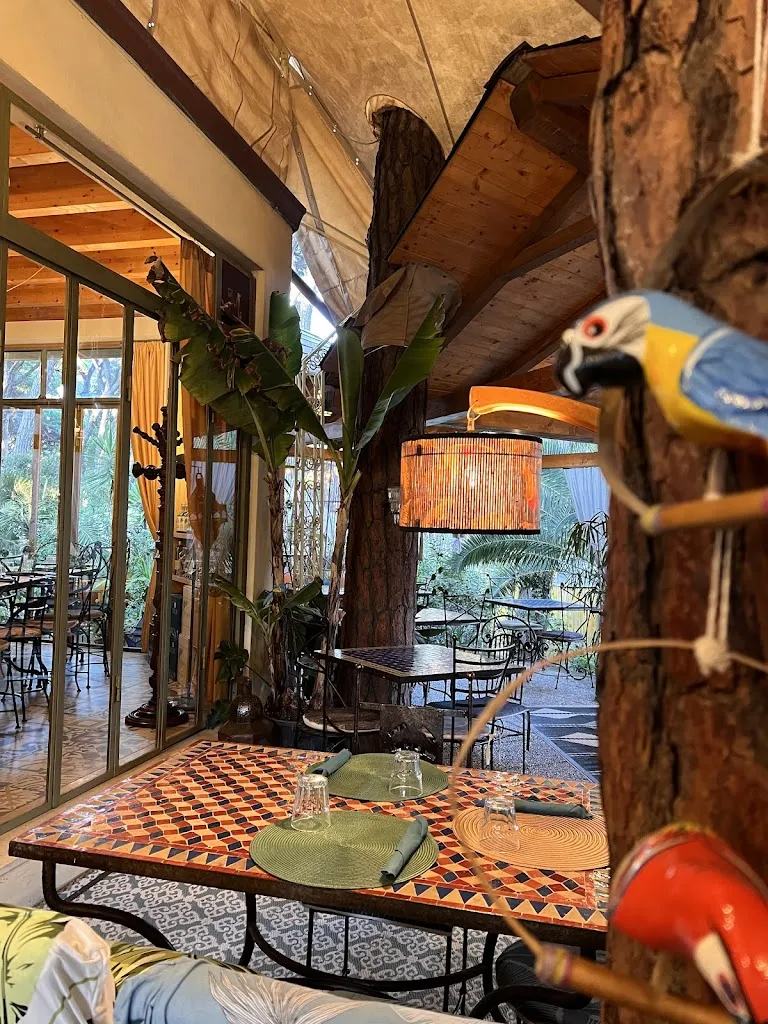 Malindi Pizzeria Cocktail Bar_Castagneto Carducci_slider_image_1