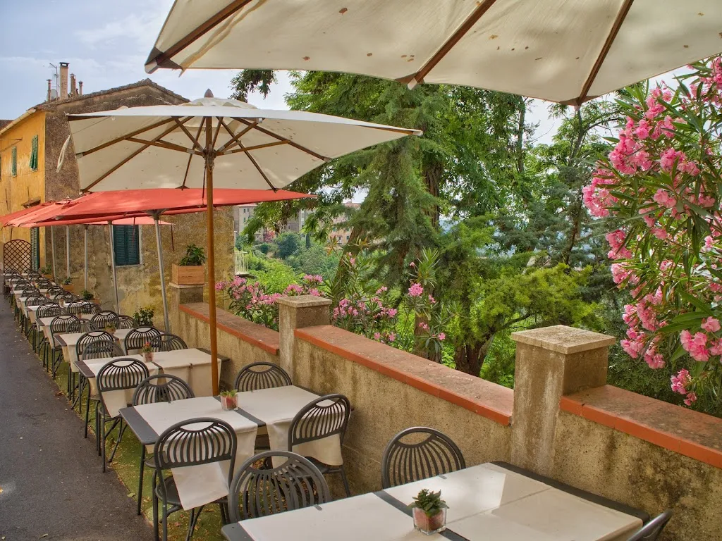 Sapori Mediterranei restaurant in Castagneto Carducci