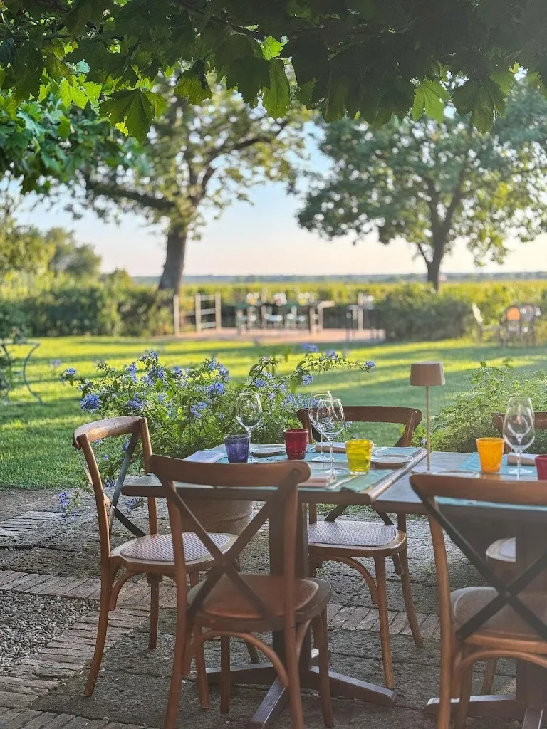 Osteria del Tasso restaurant in Castagneto Carducci