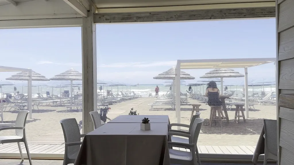 Rob Veenenberg_Bagni S.Lucia_Castagneto Carducci_review