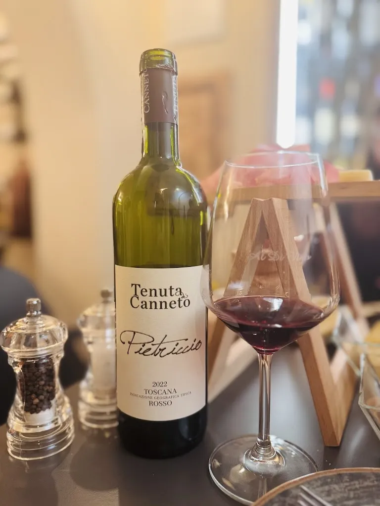 Priscila Barros de castro_Al dì Vino | Enoteca & Taglieri_Castagneto Carducci_recensione