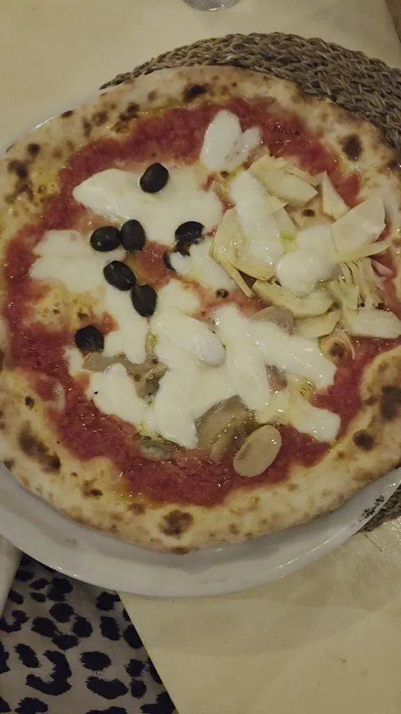 Ristorante Hosteria L'Agrifoglio_Castellina Marittima_slider_image_2