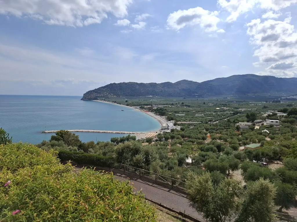 Dave Norris_Hotel Residence Il Porto_Mattinata_review