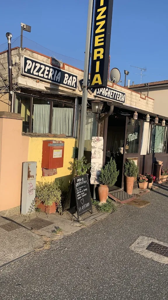 Jörg Markgraf_Titbit_Castellina Marittima_review