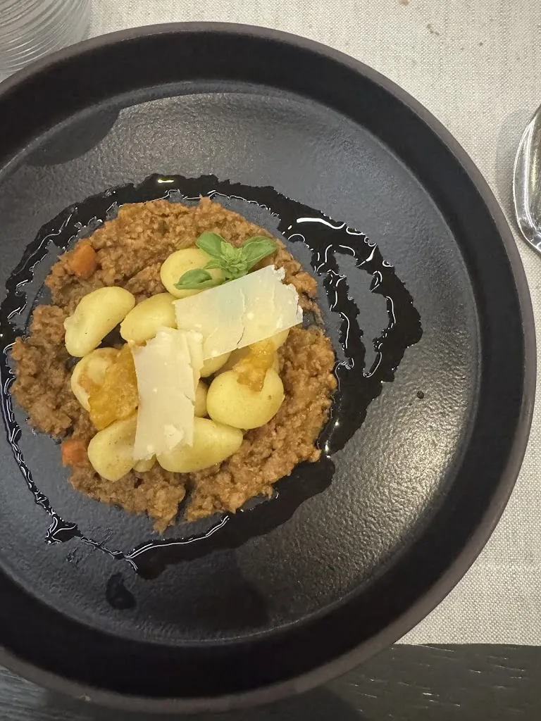 Tavola di Guido_Castellina Marittima_slider_image_3