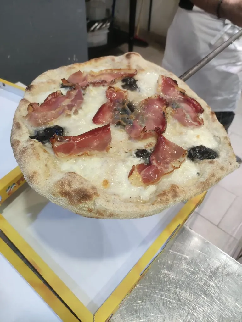 Menu_Pizzeria Andrea Castelnuovo_Castelnuovo dei Sabbioni_image_7