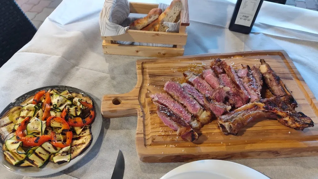 Osteria Pizzeria le 4 lire_Castiglion Fibocchi_slider_image_3