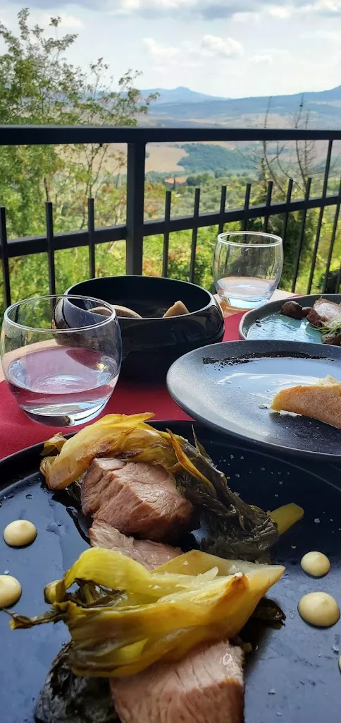 Wildflowers & Rust_Ristorante Contrasti - L'alberghetto Le Dimore di Contrasti_Castiglione d'Orcia_review