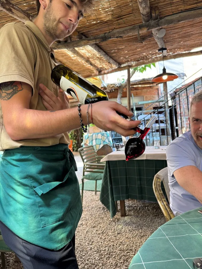 Phil Mentacos_Ristorante Trattoria Toscana al Vecchio Forno - Borgo Capitano Collection_Castiglione d'Orcia_review