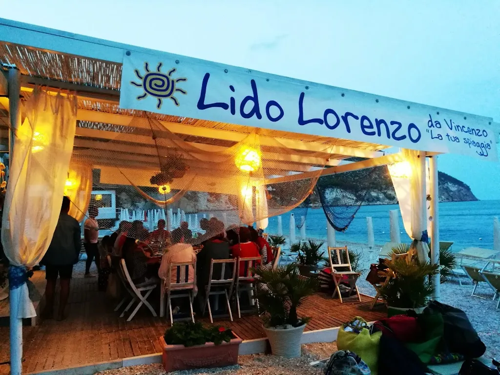 Lido Lorenzo da Vincenzo restaurant in Mattinata